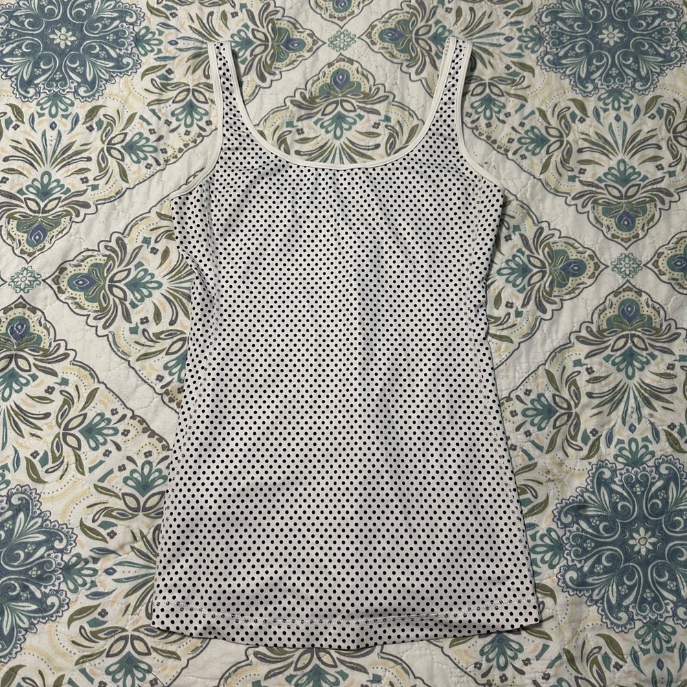 Lululemon tank